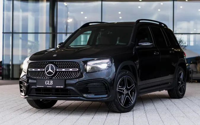 mazowieckie Mercedes-Benz GLB cena 228999 przebieg: 5, rok produkcji 2023 z Poznań